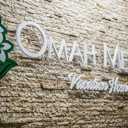 Omah Melati - Vacation Home Surakarta  외부 사진